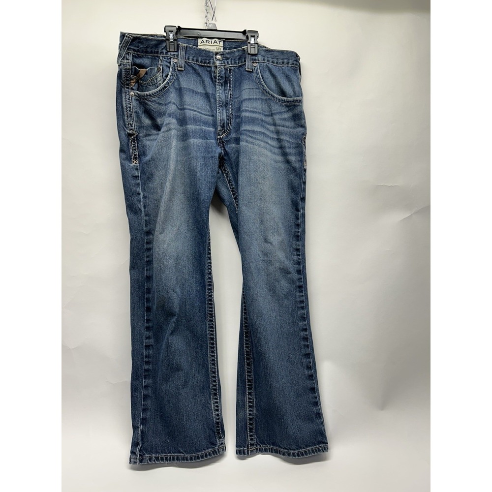 Ariat M5 Straight Fit 40 x 32 Blue Cotton Denim Jeans (F6)